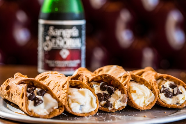 3. Cannoli Siciliani